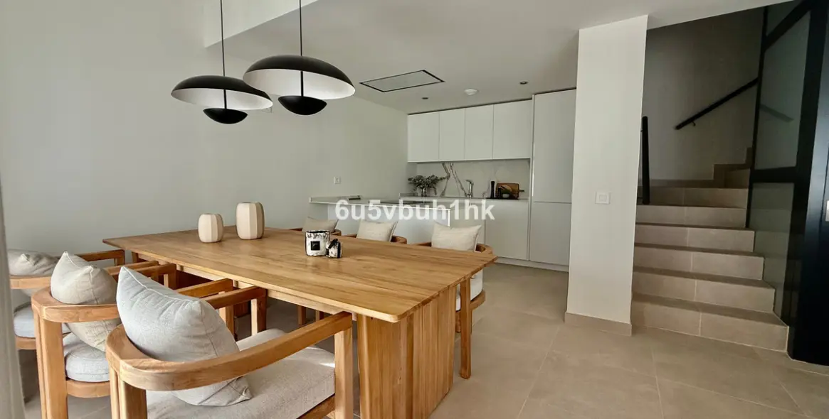 Продажа таунхауса в Benalmadena 1