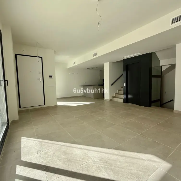 Sale of townhouse in Benalmadena