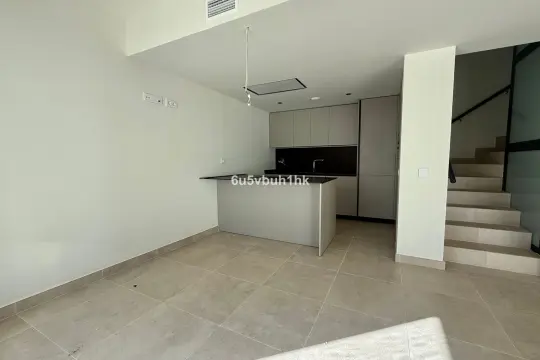 Image 6 thumb