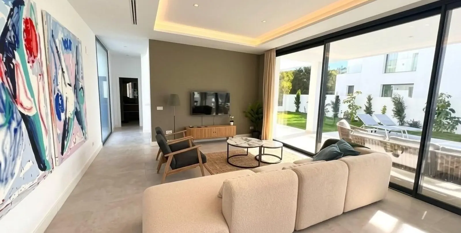 Venta de villa independiente en Estepona 3