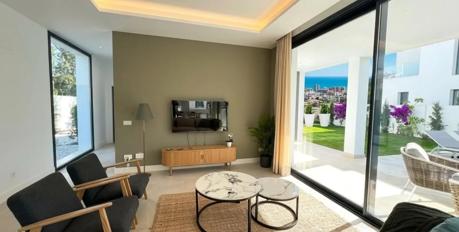Venta de villa independiente en Estepona 7