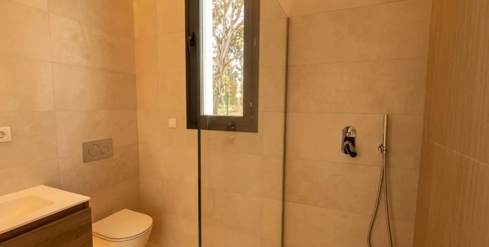 Venta de villa independiente en Estepona 16