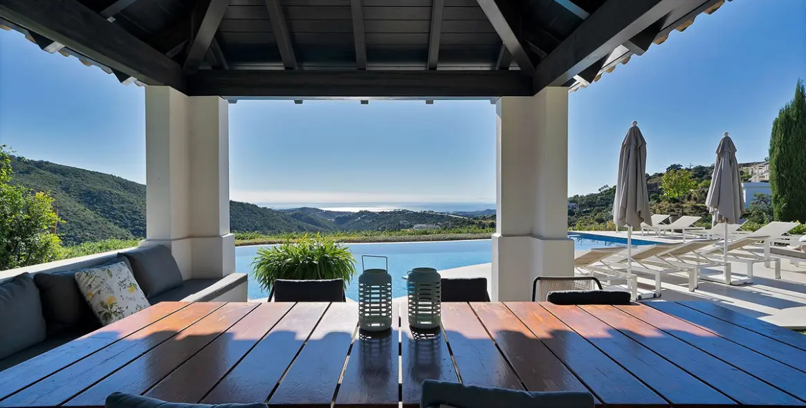 Sale of detached villa in Benahavís 9