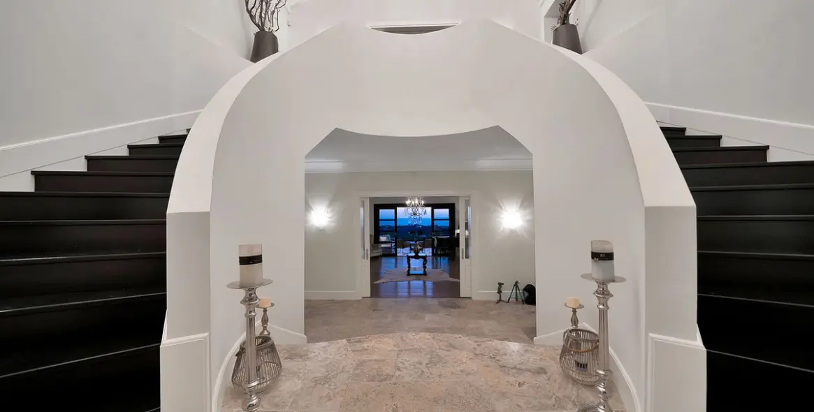 Sale of detached villa in Benahavís 13