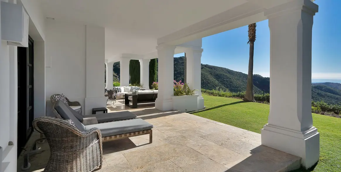 Продажа  отдельно стоящей виллы в Benahavís 32