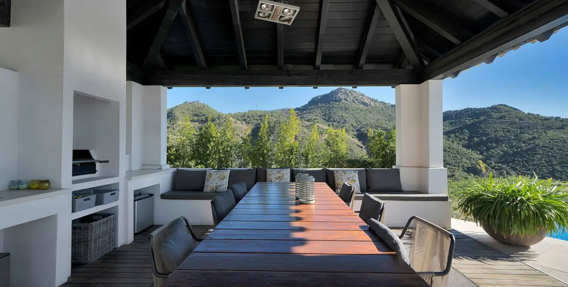 Продажа  отдельно стоящей виллы в Benahavís 37