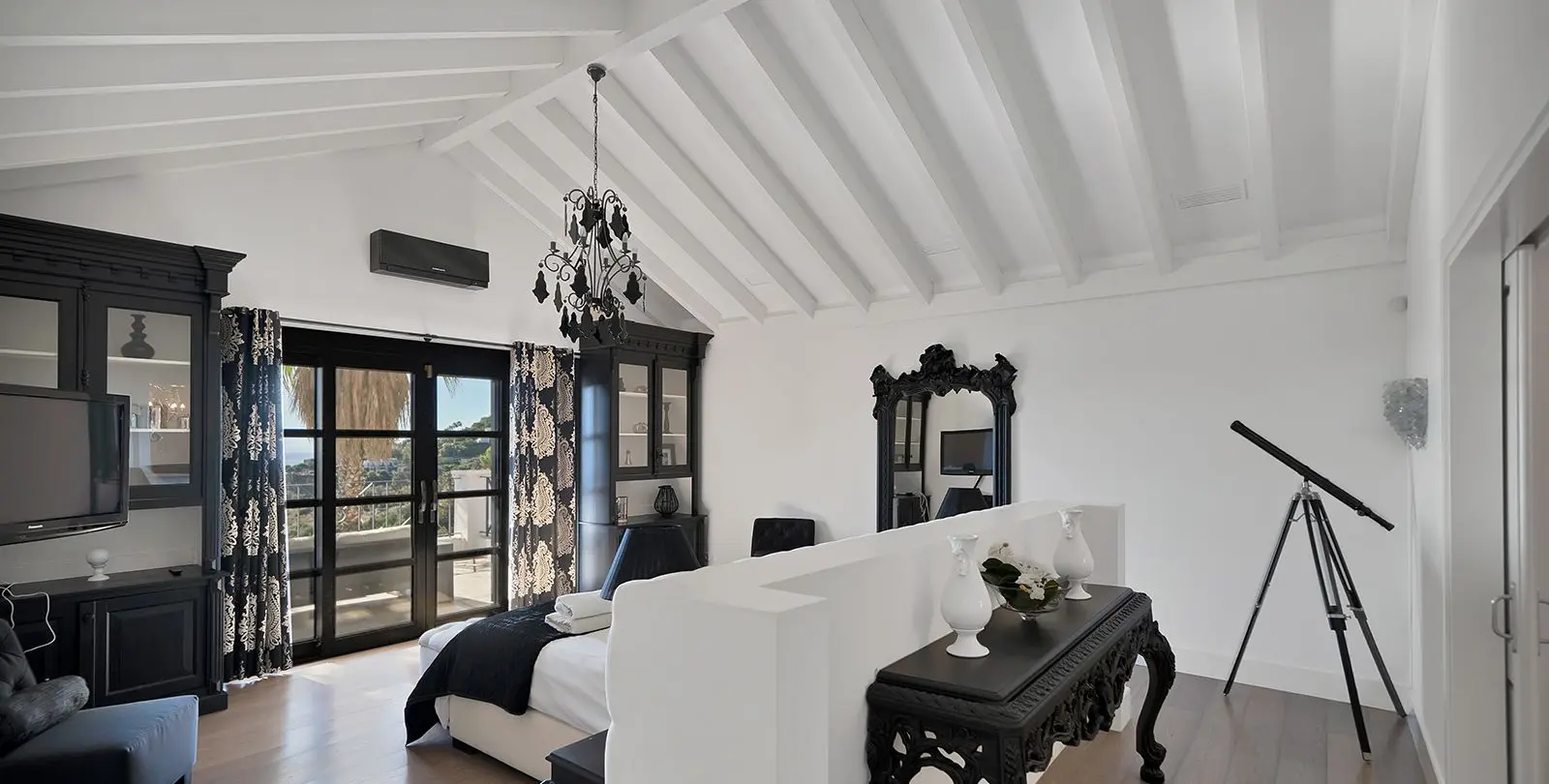 Venta de villa independiente en Benahavís 20