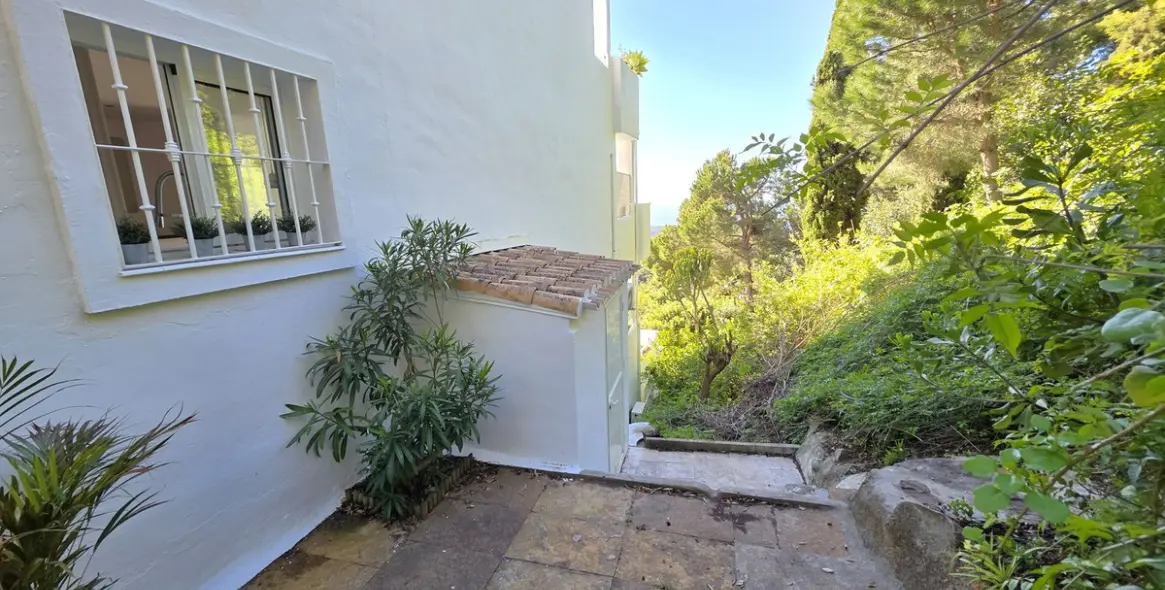 Продажа апартаментов на среднем этаже в La Mairena 33