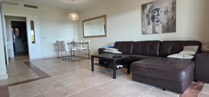 Sale of ground floor apartment in Estepona 1