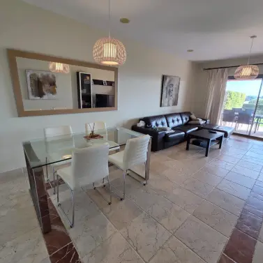 Sale of ground floor apartment in Estepona