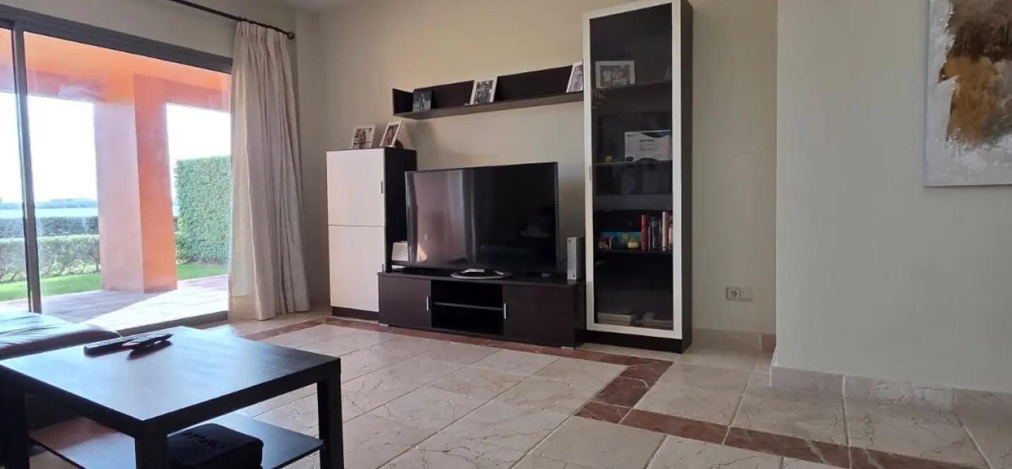 Продажа апартаментов на первом этаже в Estepona 4