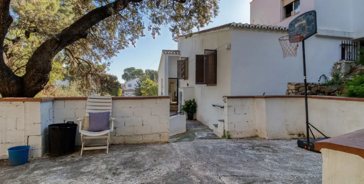 Sale of detached villa in Málaga Centro 3