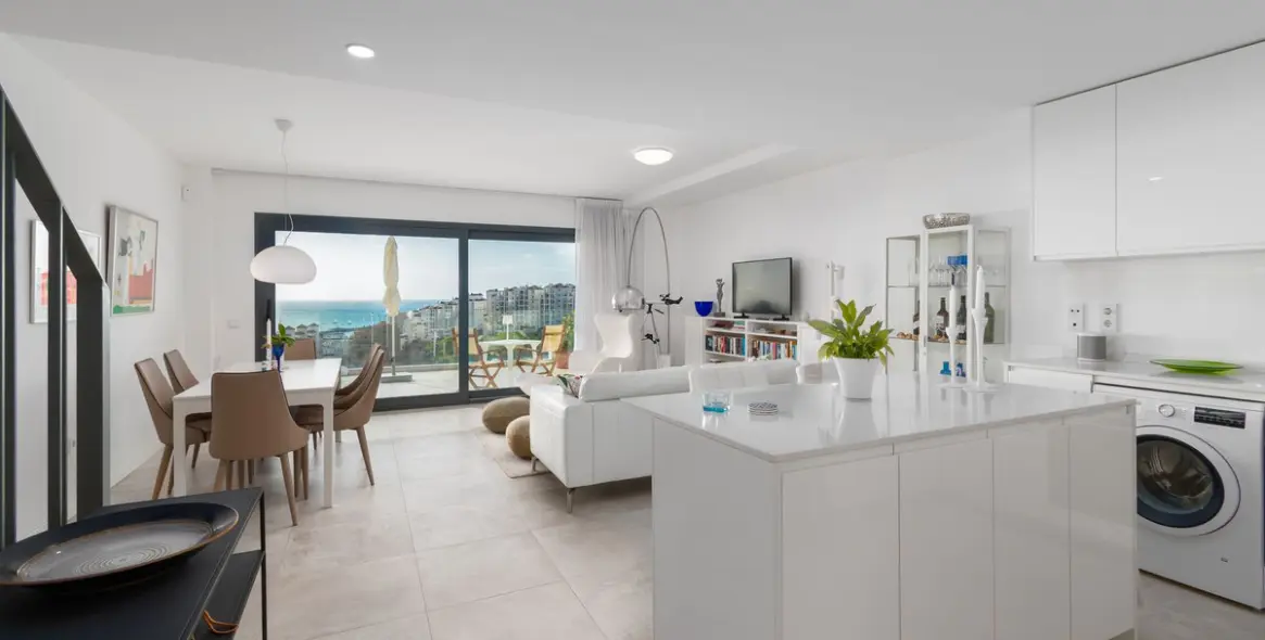 Sale of penthouse in Estepona 5