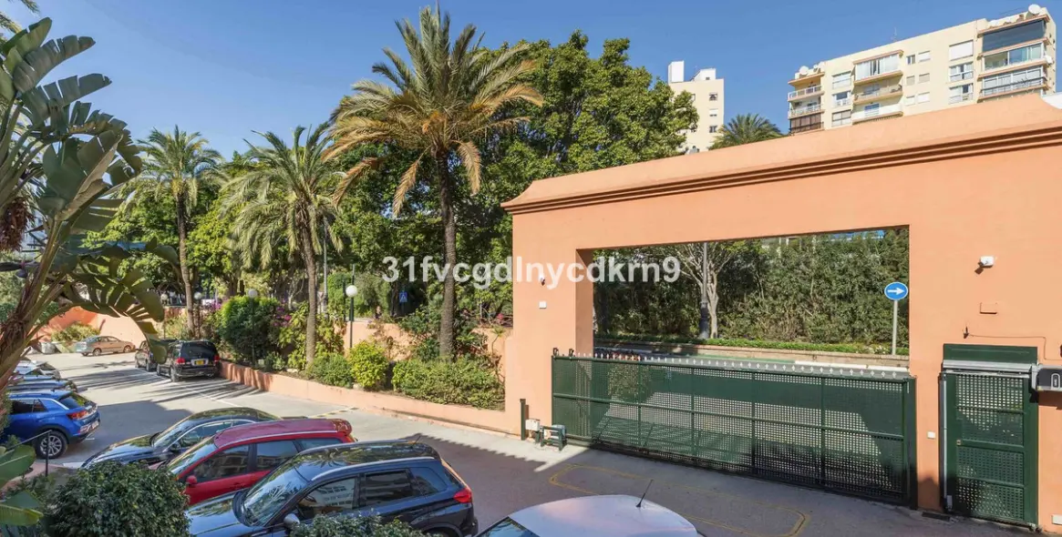 Venta de dúplex en Estepona 24