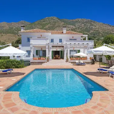 Sale of detached villa in Mijas