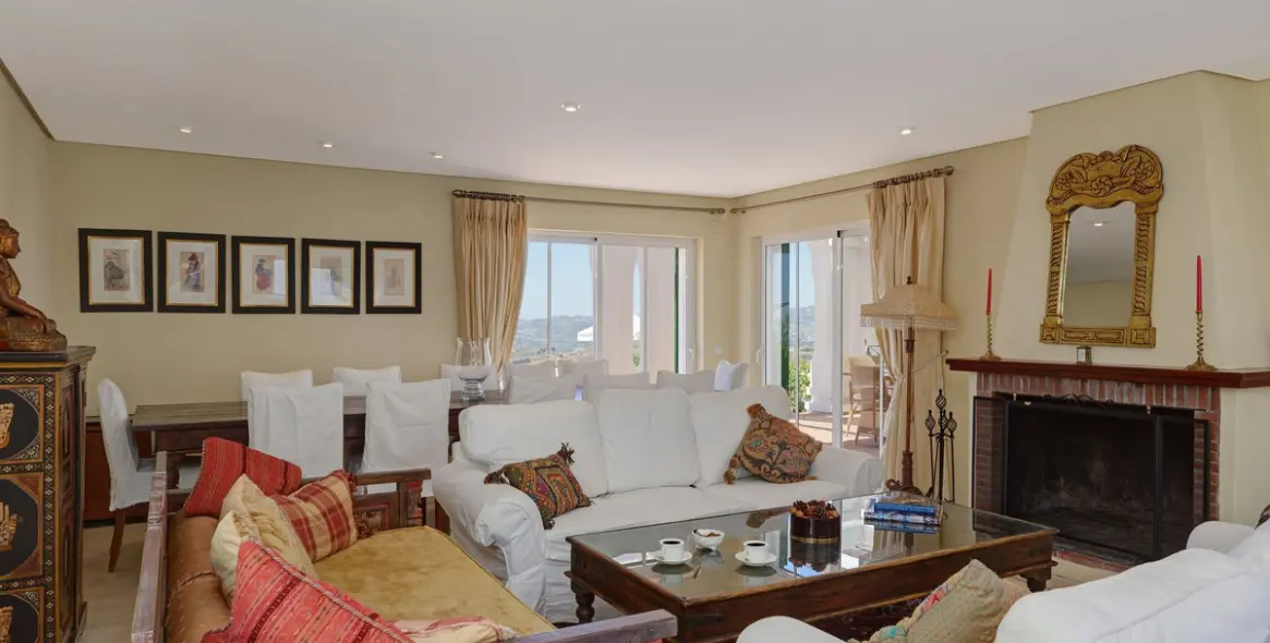 Продажа  отдельно стоящей виллы в Mijas 11