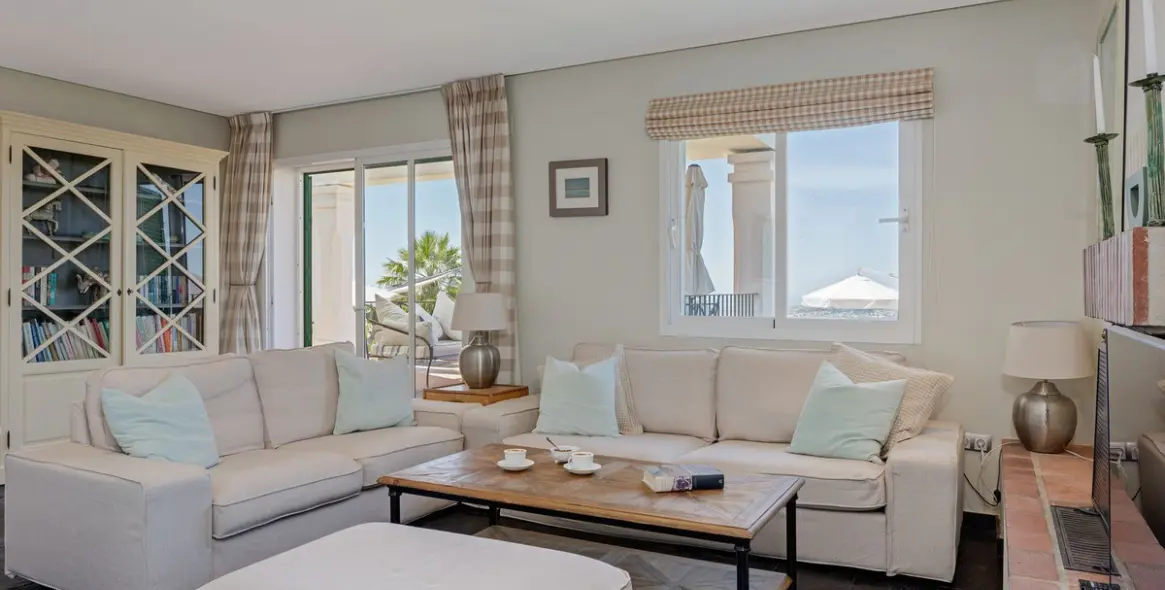 Продажа  отдельно стоящей виллы в Mijas 14