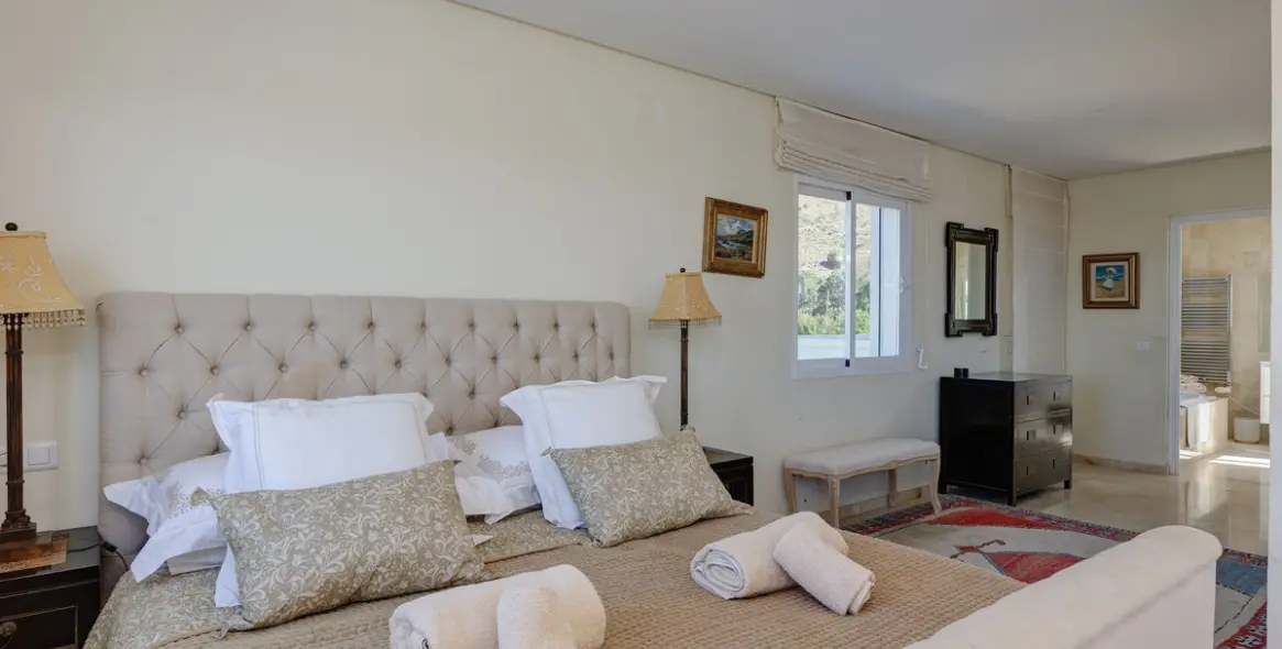 Продажа  отдельно стоящей виллы в Mijas 21