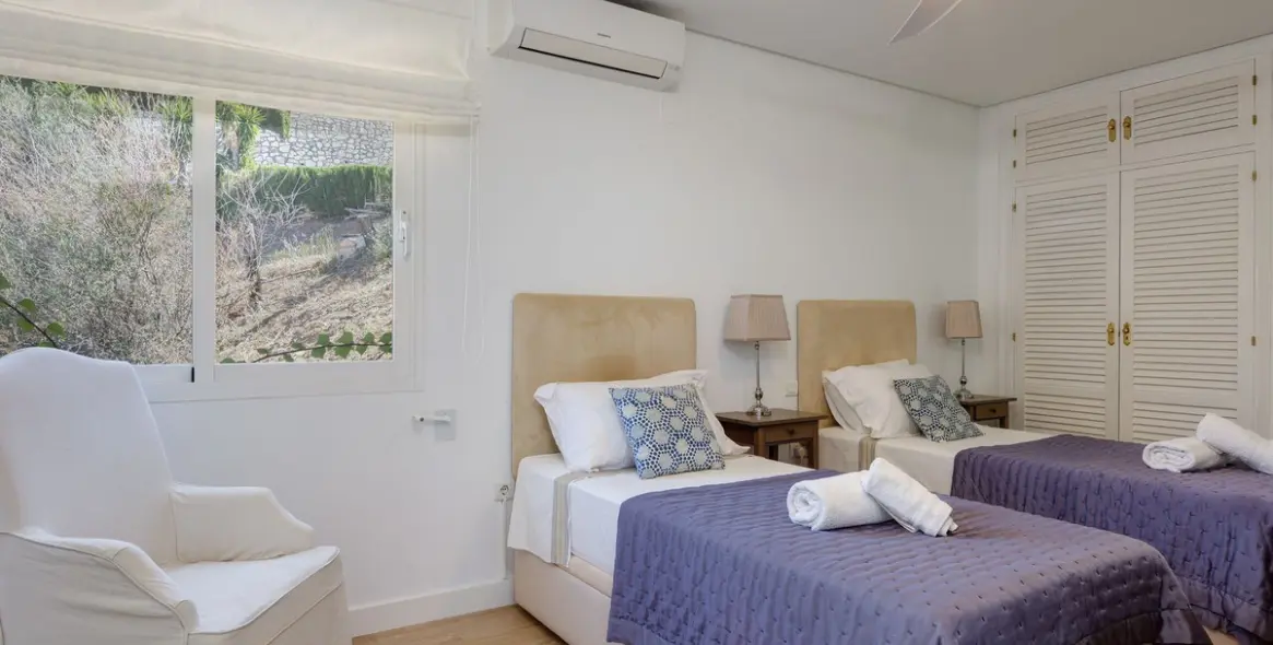 Продажа  отдельно стоящей виллы в Mijas 29