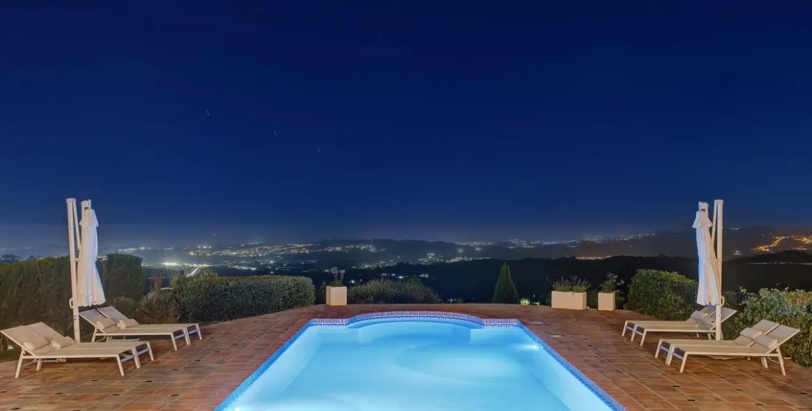 Продажа  отдельно стоящей виллы в Mijas 35