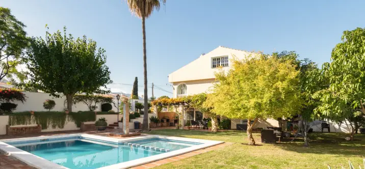 Sale of detached villa in Alhaurín de la Torre 2