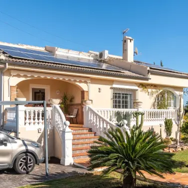 Sale of detached villa in Alhaurín de la Torre