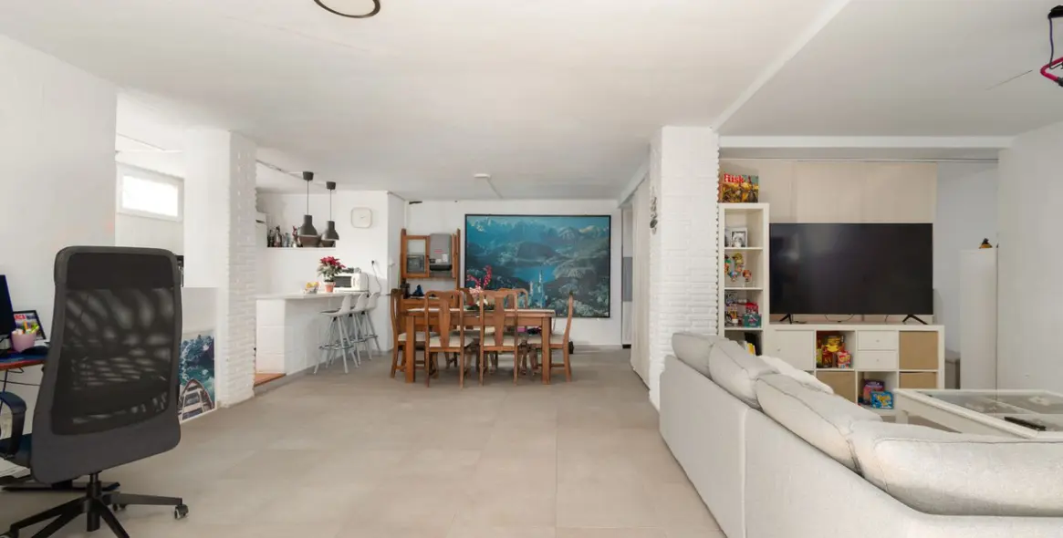 Sale of detached villa in Alhaurín de la Torre 25