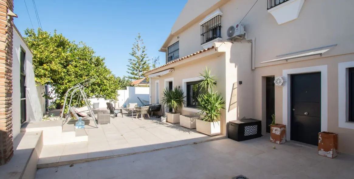 Sale of detached villa in Alhaurín de la Torre 41