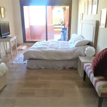 Long-term rent of middle floor apartment in Guadalmina Baja