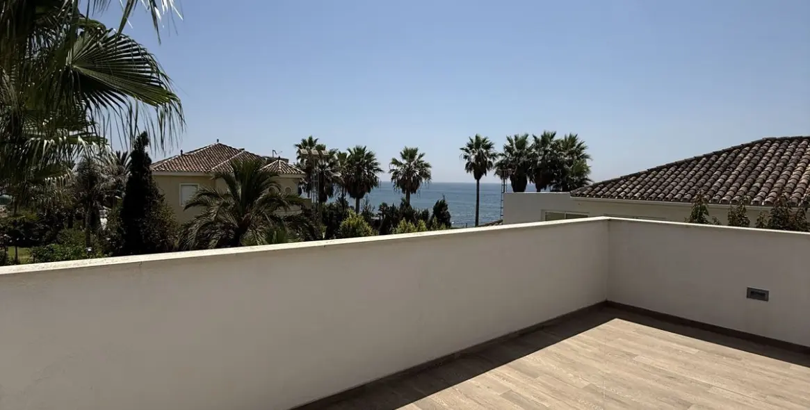 Sale of detached villa in Marbesa 20