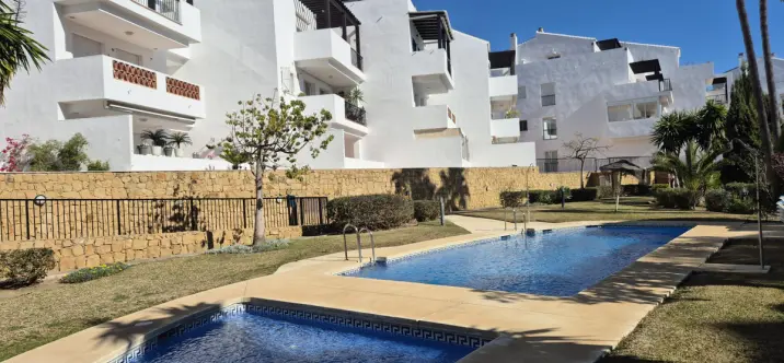Sale of ground floor apartment in Riviera del Sol 2