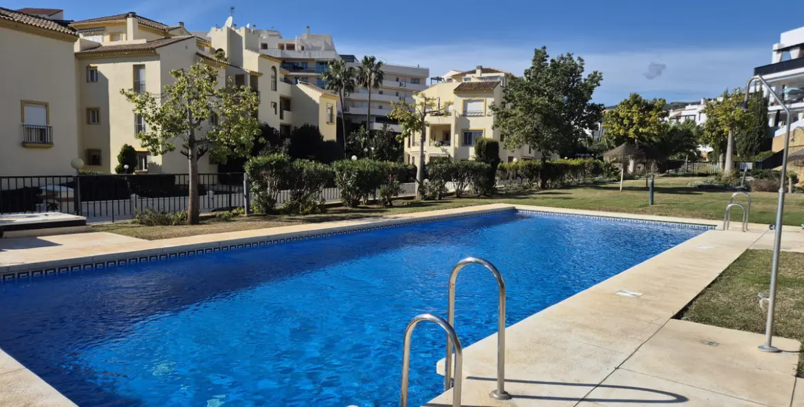 Продажа апартаментов на первом этаже в Riviera del Sol 4