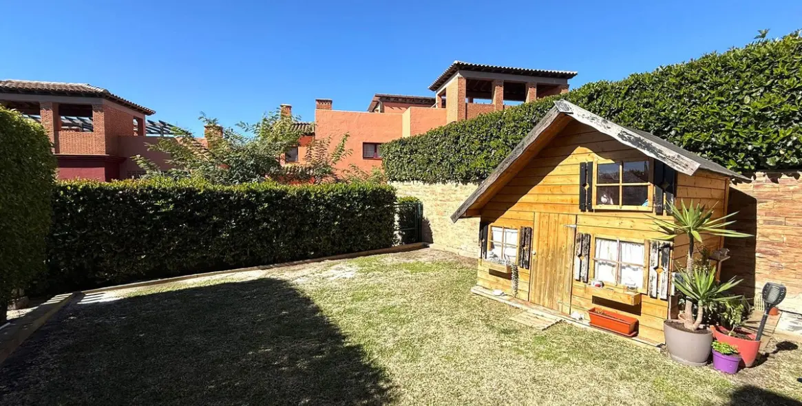 Sale of ground floor apartment in Casares Playa 22