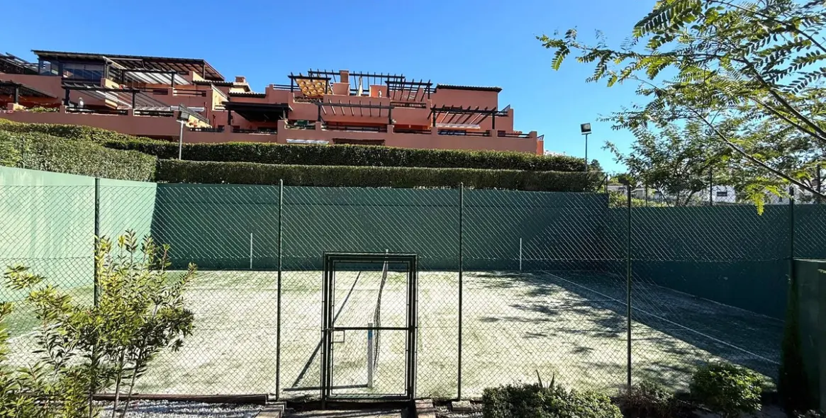 Sale of ground floor apartment in Casares Playa 41