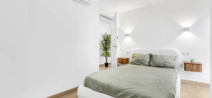 Sale of middle floor apartment in La Carihuela 4