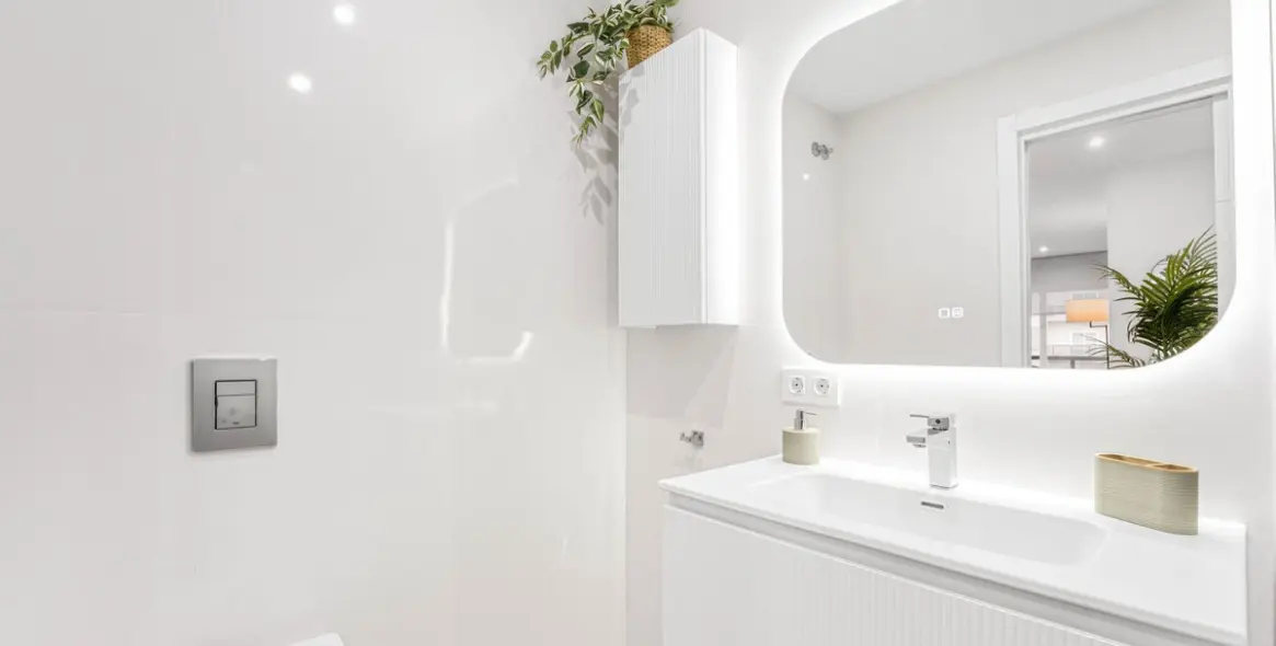 Sale of middle floor apartment in La Carihuela 19