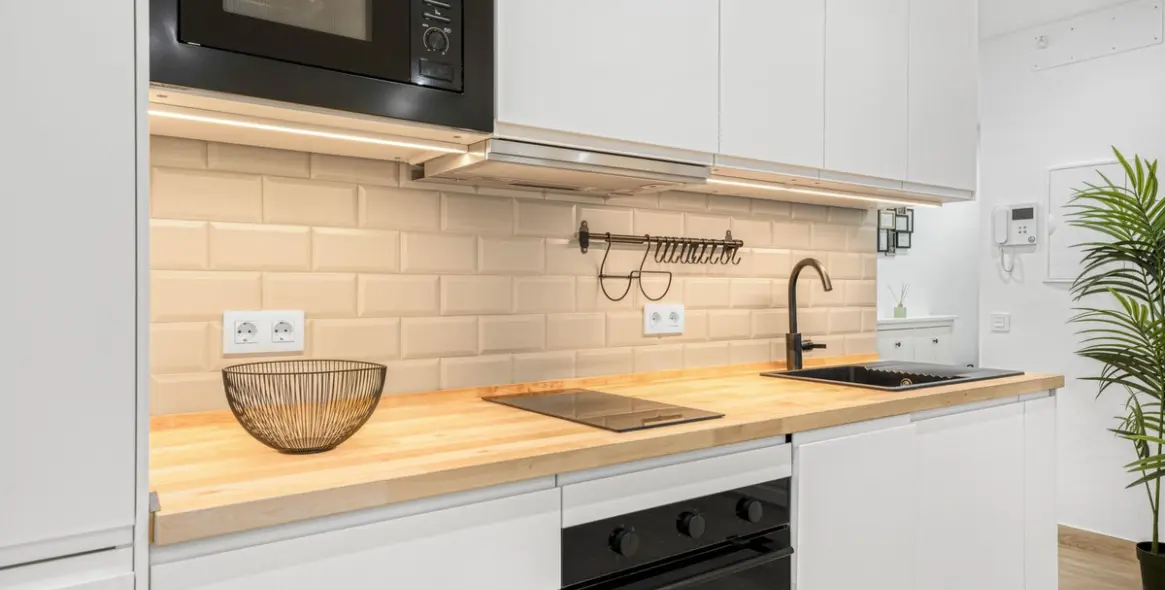 Sale of middle floor apartment in La Carihuela 28