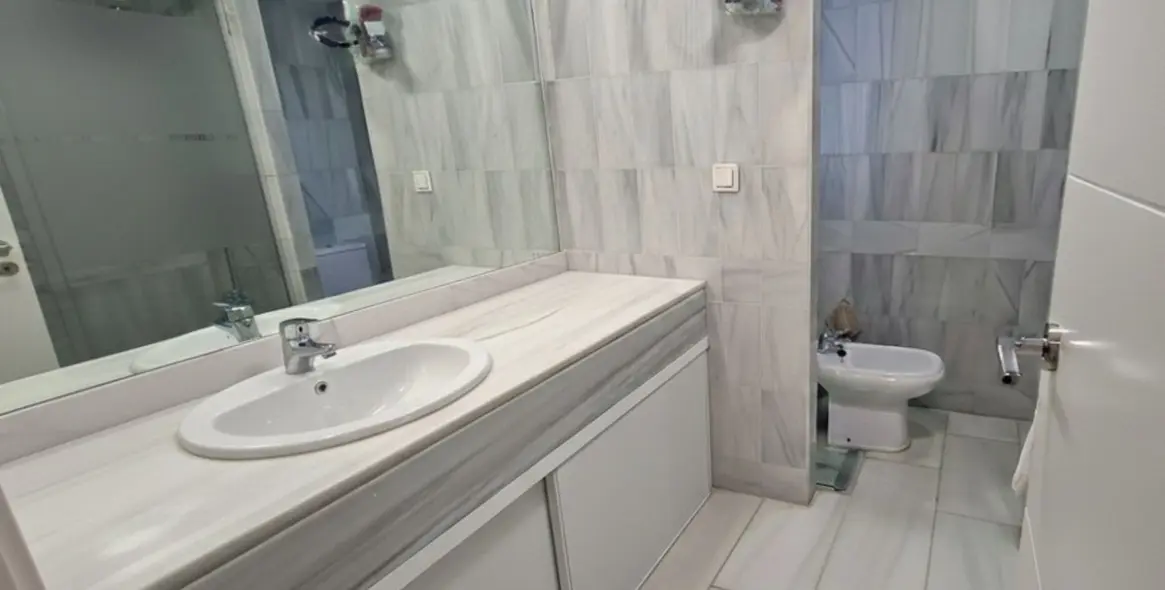 Продажа апартаментов на первом этаже в Marbella 14