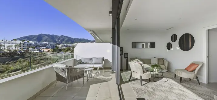 Продажа апартаментов на среднем этаже в Higueron 2