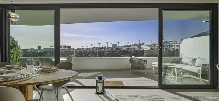 Продажа апартаментов на среднем этаже в Higueron 3