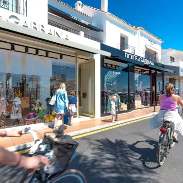 Продажа апартаментов на среднем этаже в The Golden Mile