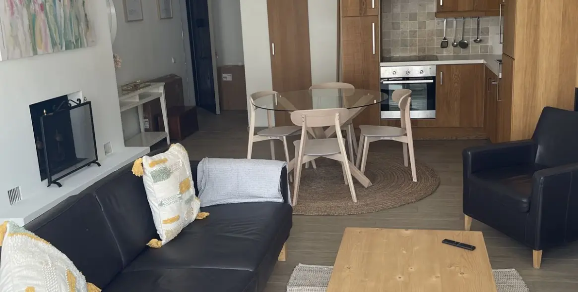 Продажа апартаментов на среднем этаже в The Golden Mile 5