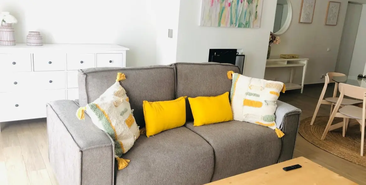 Продажа апартаментов на среднем этаже в The Golden Mile 6