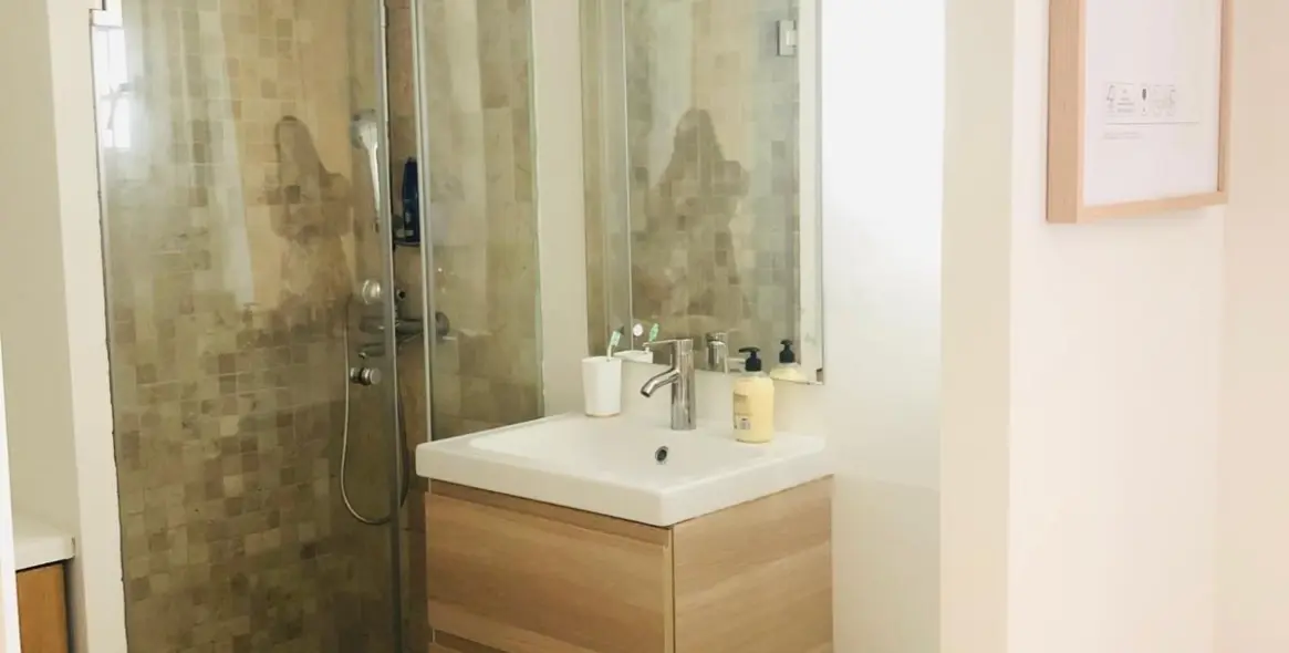 Продажа апартаментов на среднем этаже в The Golden Mile 8