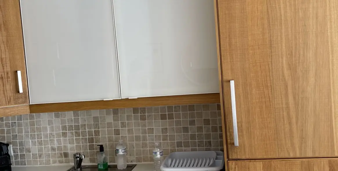 Продажа апартаментов на среднем этаже в The Golden Mile 14