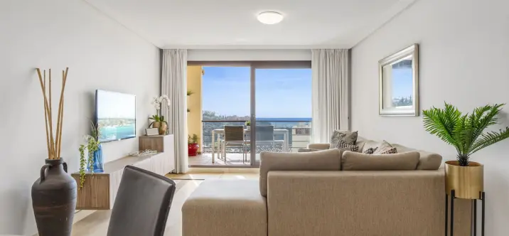 Sale of middle floor apartment in Los Arqueros 1