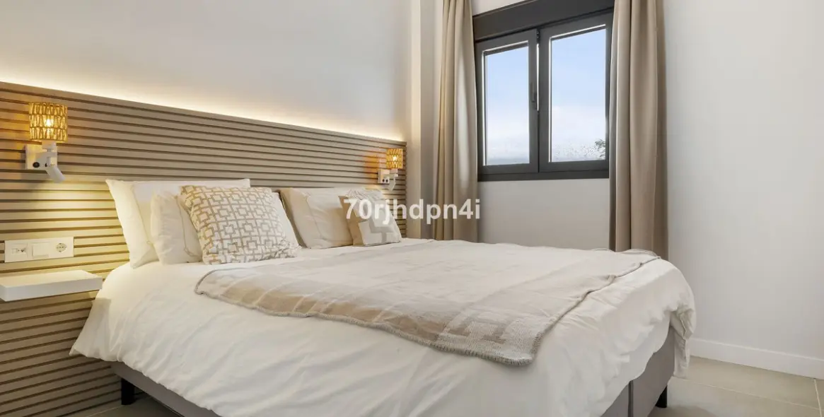 Продажа апартаментов на среднем этаже в Estepona 10