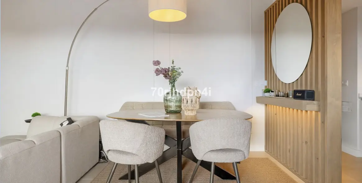 Продажа апартаментов на среднем этаже в Estepona 24