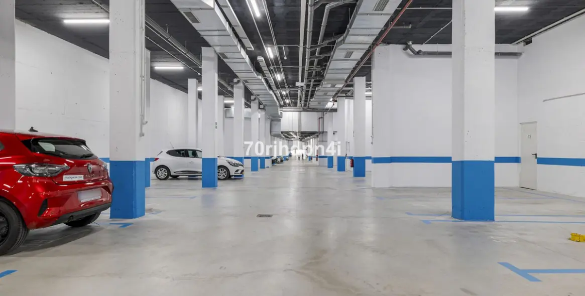 Продажа апартаментов на среднем этаже в Estepona 25