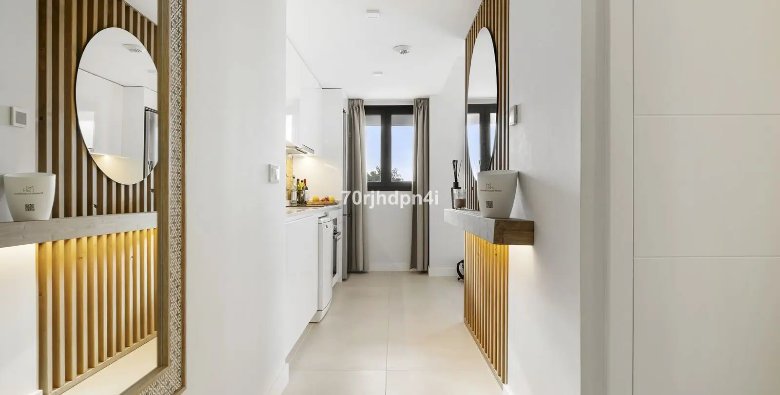 Продажа апартаментов на среднем этаже в Estepona 7